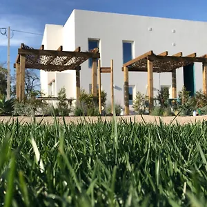 https://tavira-quinta-da-janela-azul.hotelaalgarve.com