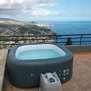 Casa Do Pico Camara de Lobos